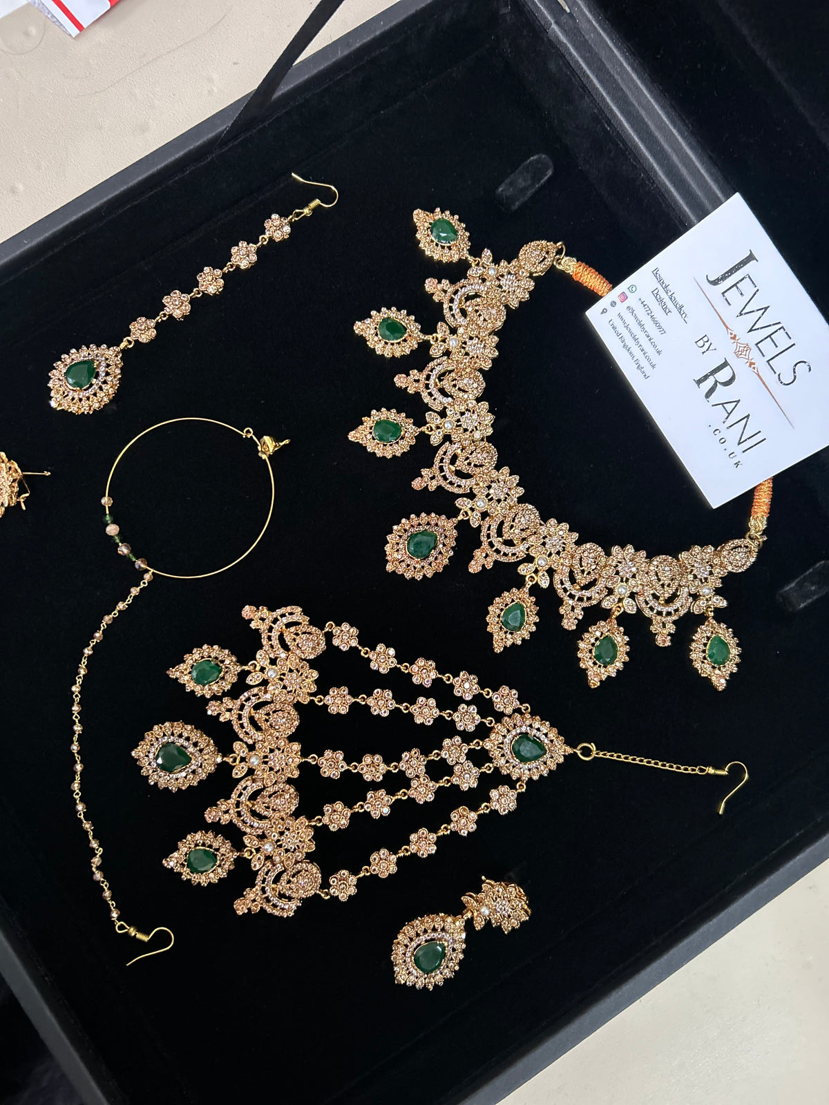Trending, Emerald Green & Gold Statement Set Style 5207