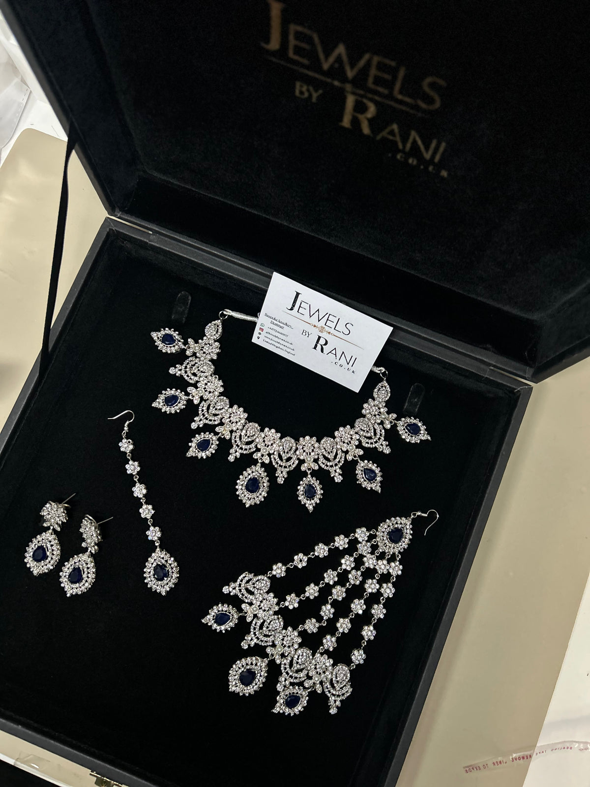 Trending, Royal Blue & Silver Statement Set Style 5207