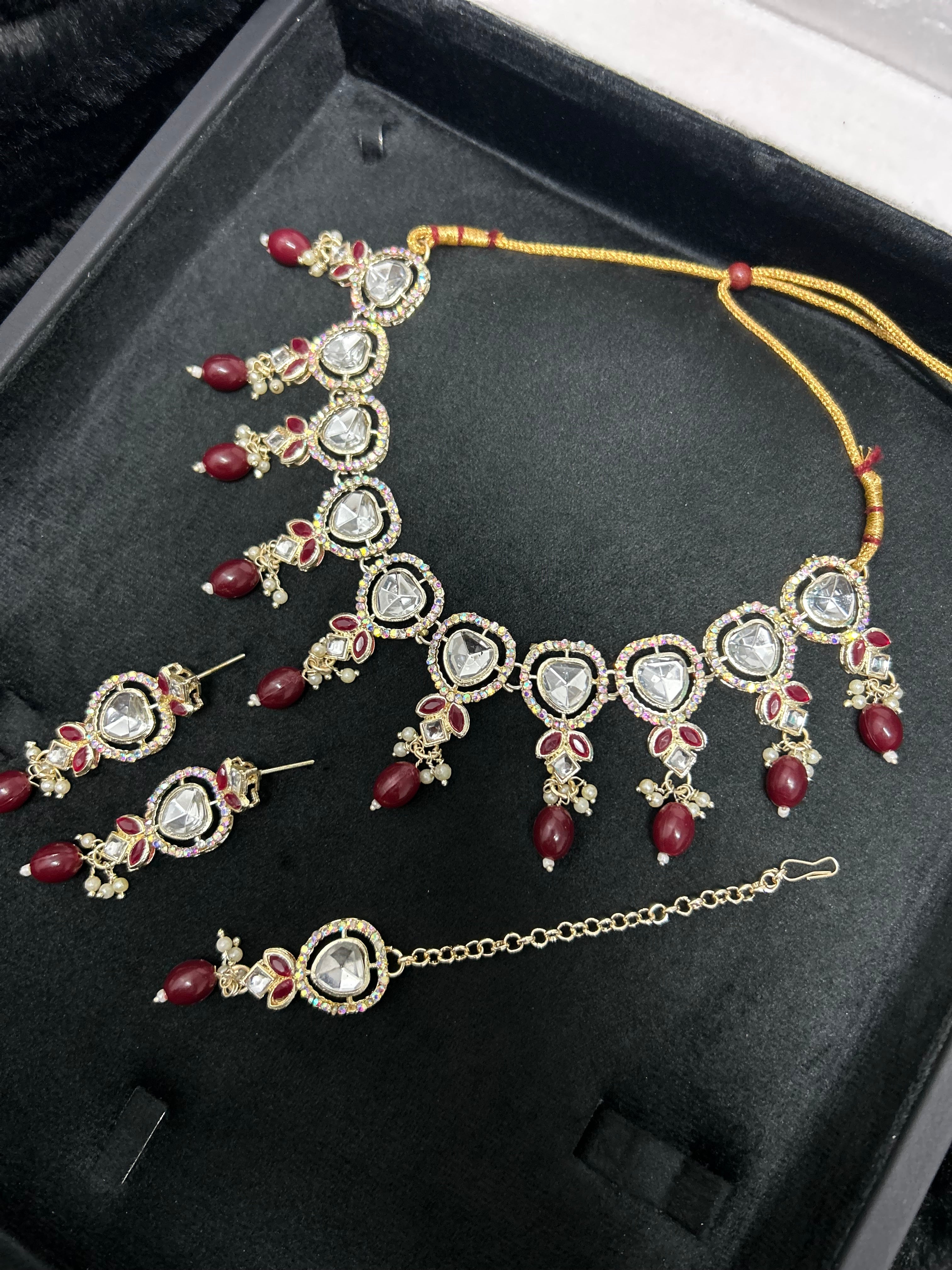 Maroon Light Weight Necklace Set