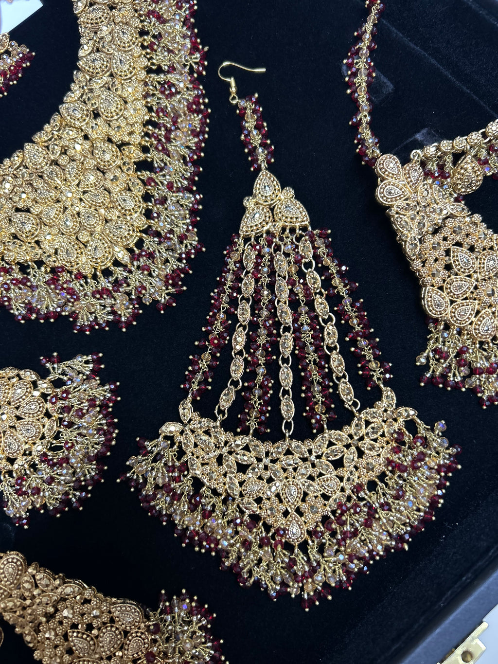 PRE ORDER: 6 Week Making time- Beautiful Maroon & Gold 22crt Gold Plated Bridal Jewellery Set (flat necklace)