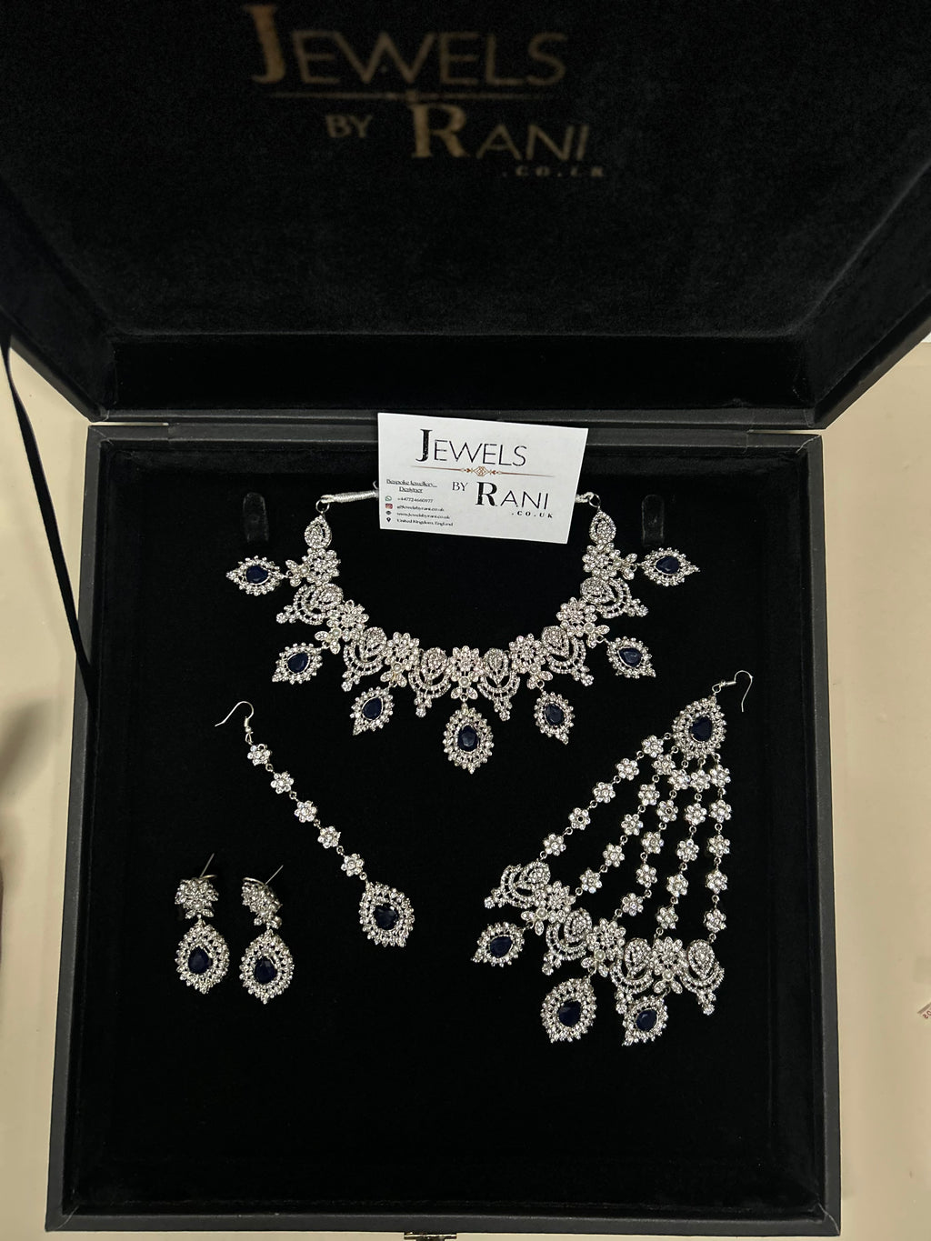 Trending, Royal Blue & Silver Statement Set Style 5207
