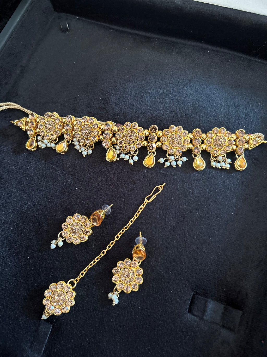 Beautiful Light Weight Gold and White Choker with Earrings and Tikka