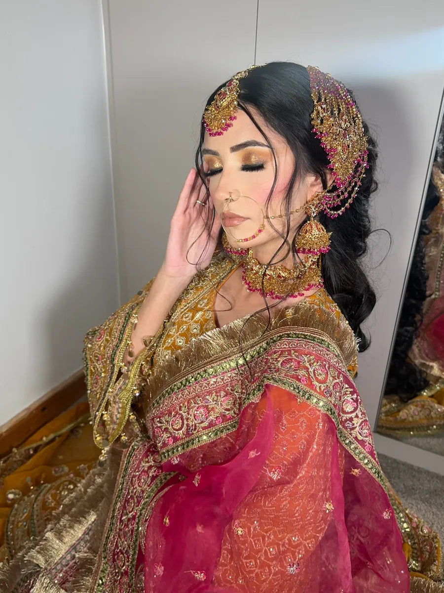 Beautiful Mehndi Choker Hot Pink & Gold Bridal Set