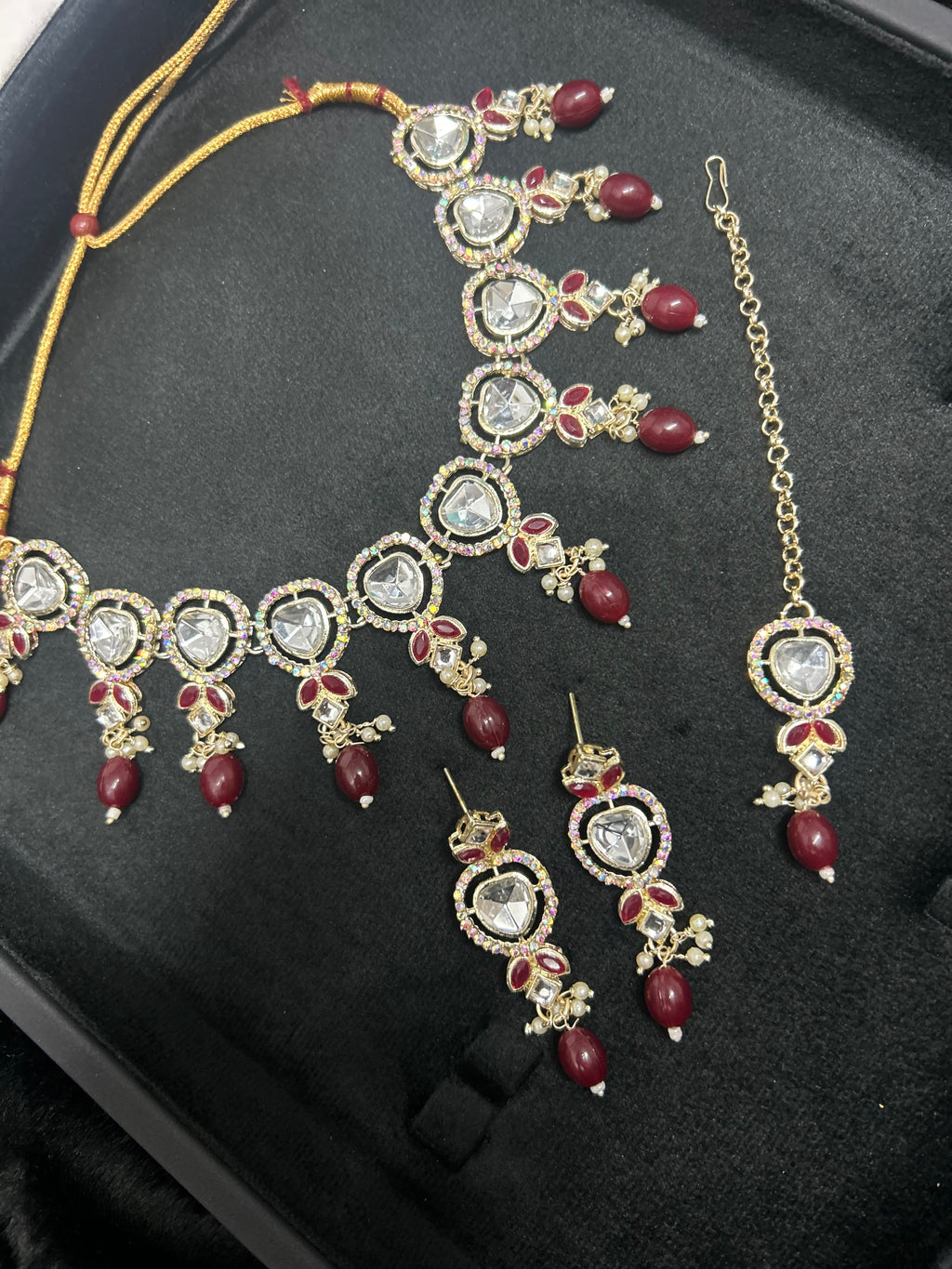 Maroon Light Weight Necklace Set