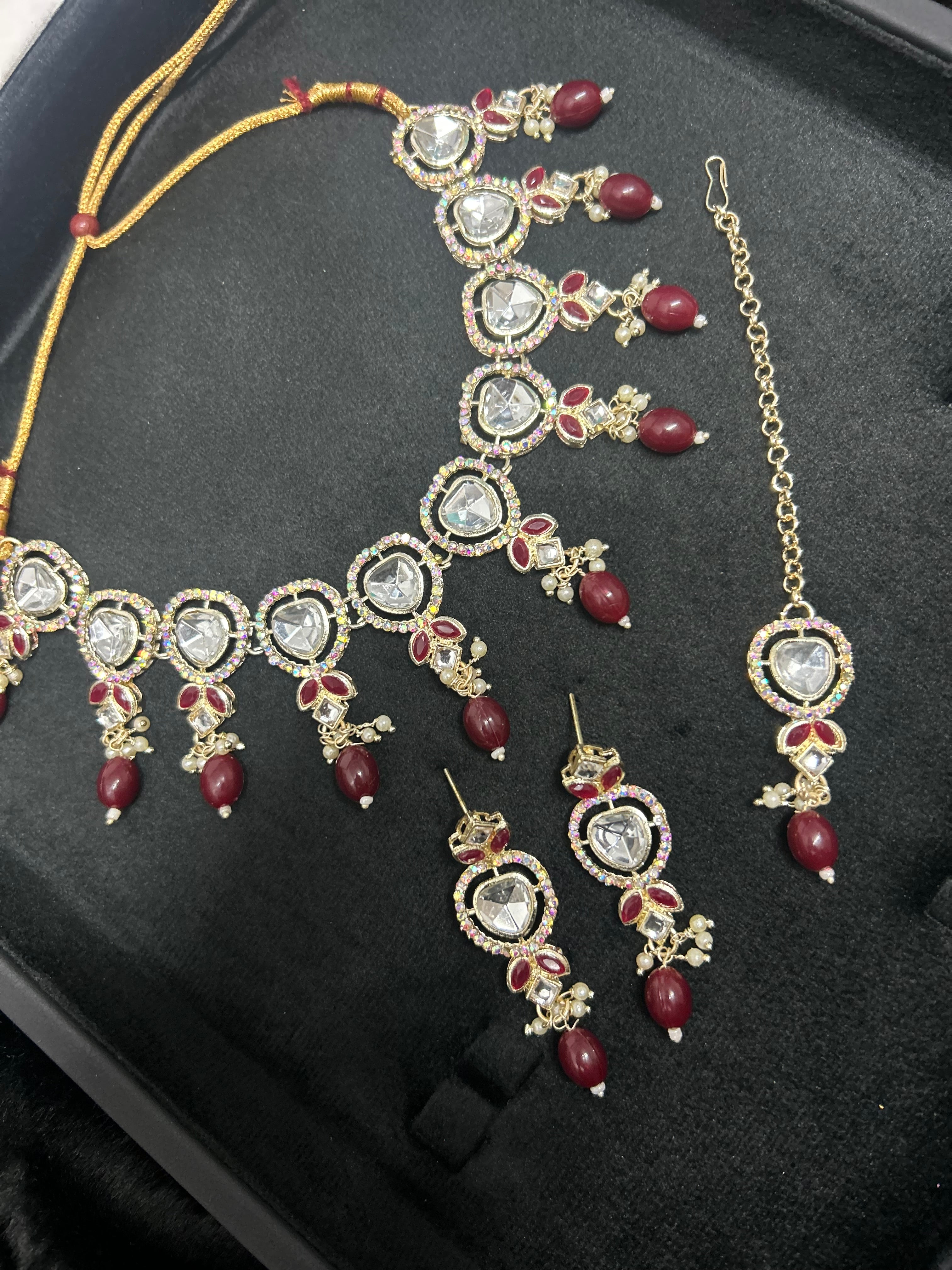 Maroon Light Weight Necklace Set