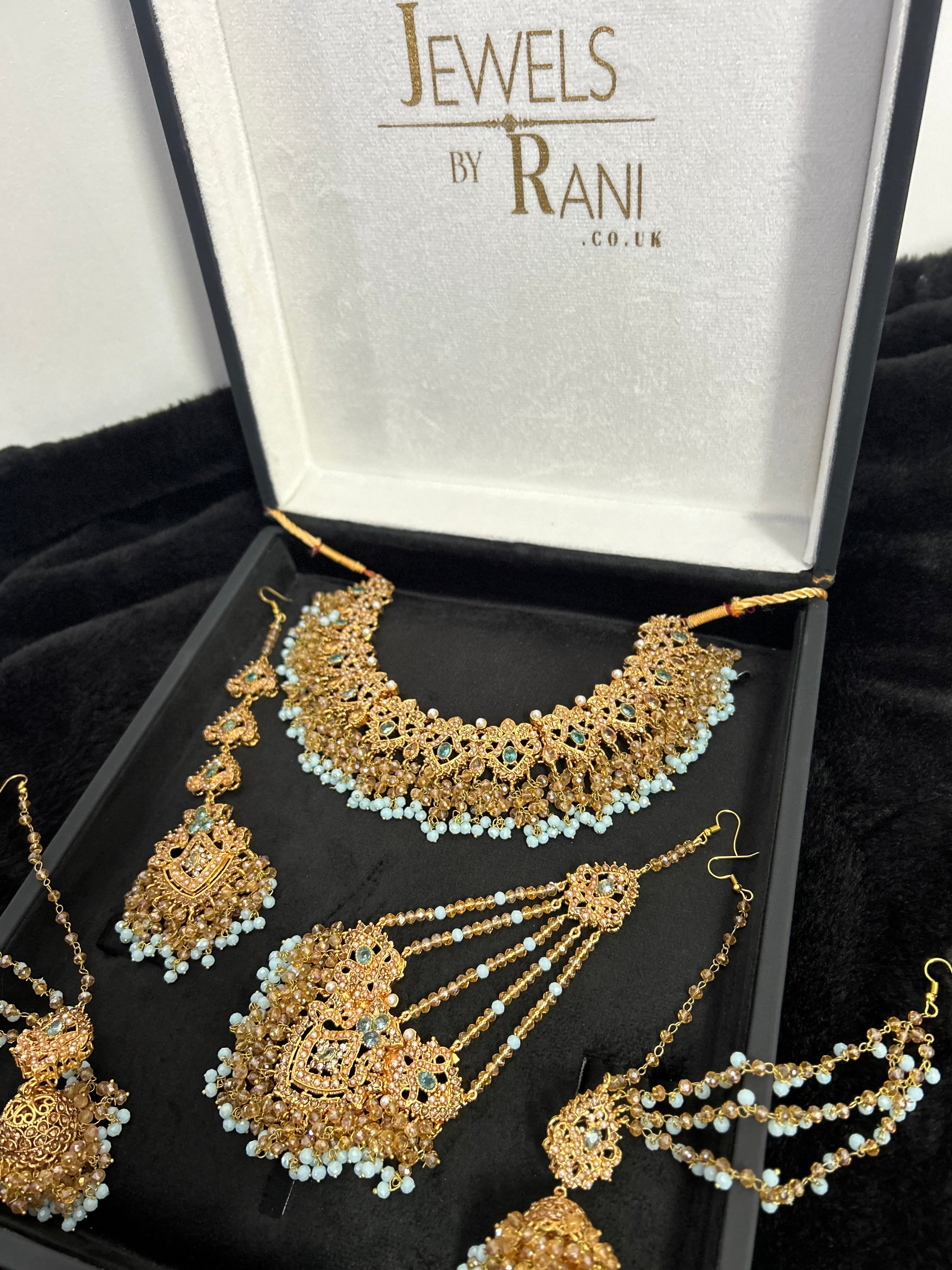 Beautiful Icy Blue and Gold Jewellery Set With Saharas
