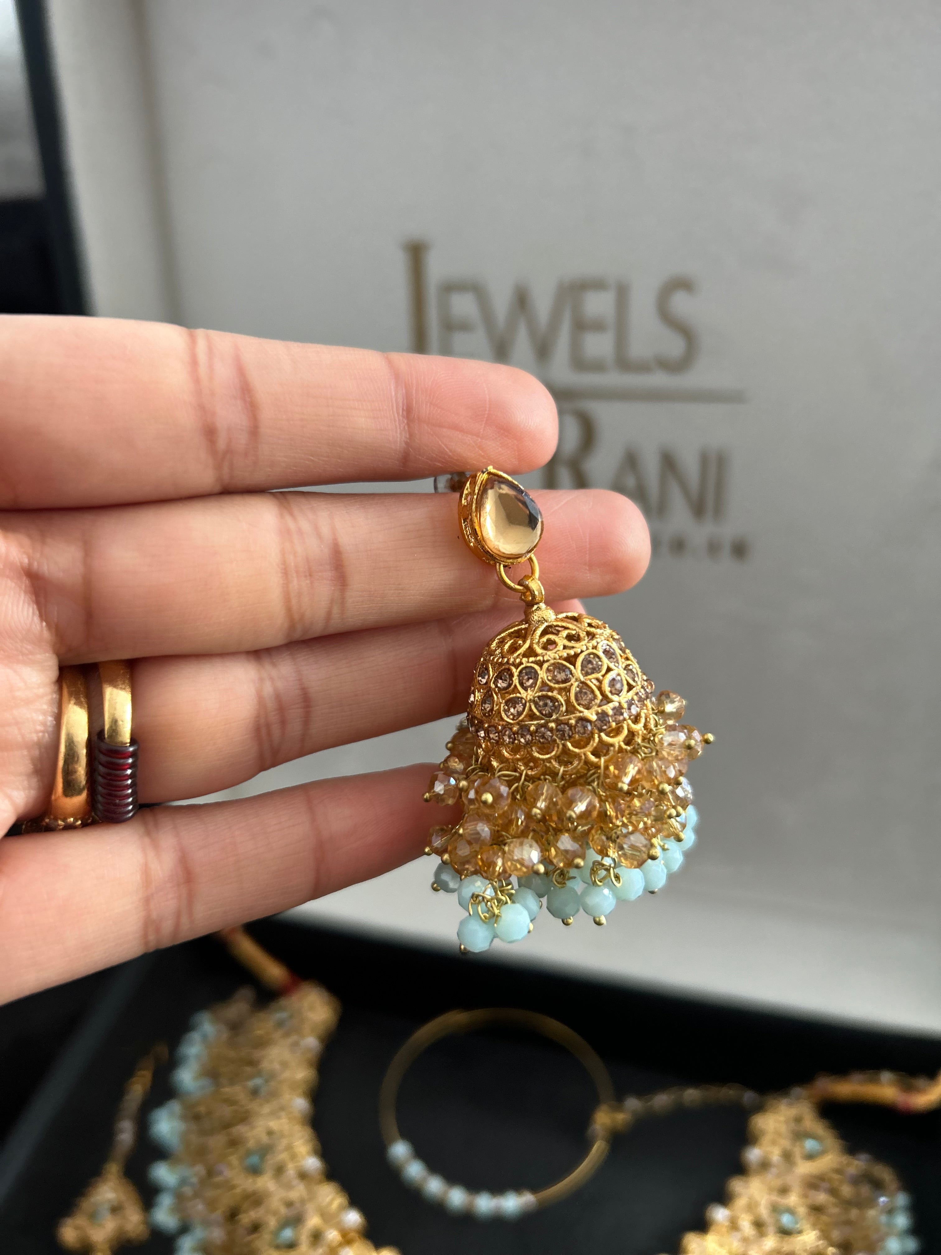 Beautiful Icy Blue and Gold Jewellery Set