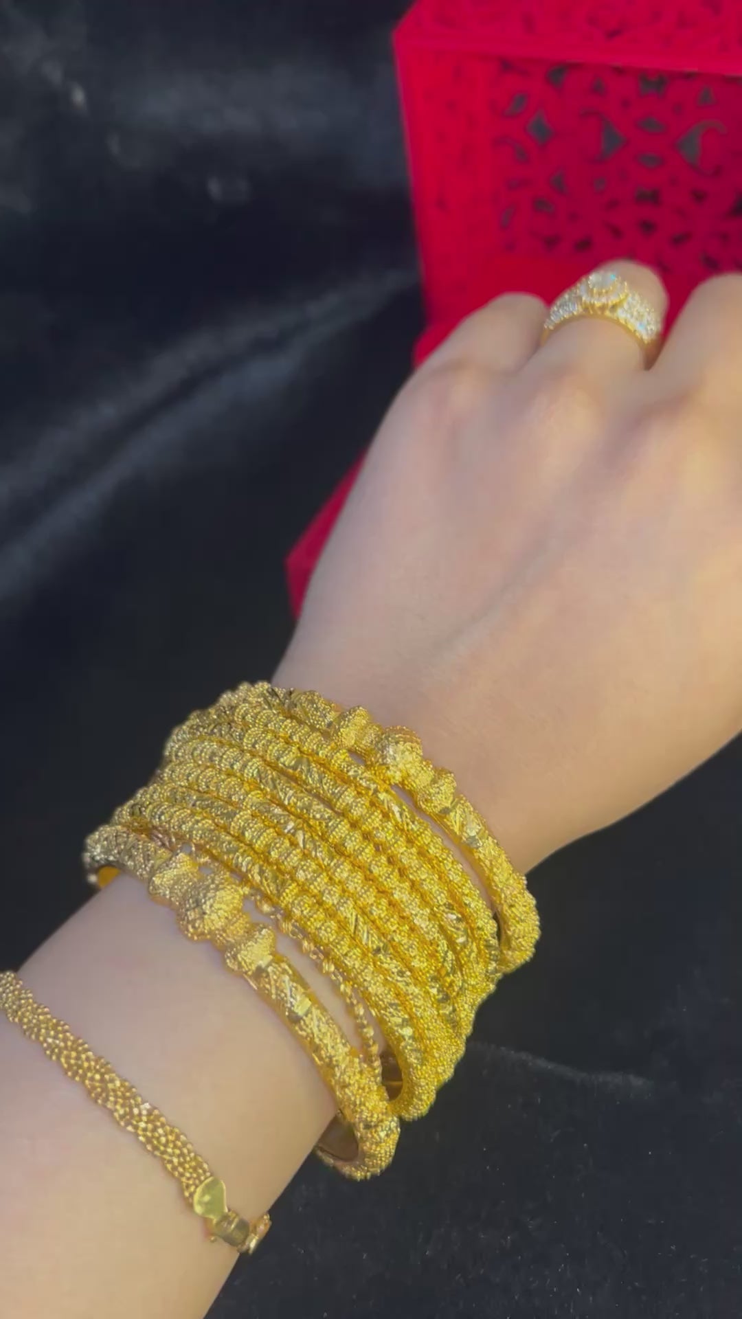 Gold Finish - Noor Bangles - Gold Plated - 6 Bangles & 2 Large Bangles